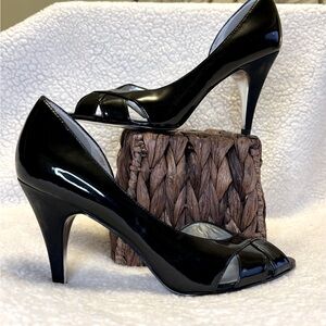 Anne Klein, Open Toed, Black Patent Leather Heels, Sz 6.5